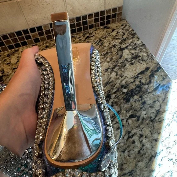 🩵Azalea Wang jeweled heels🩵 - Picture 4 of 6